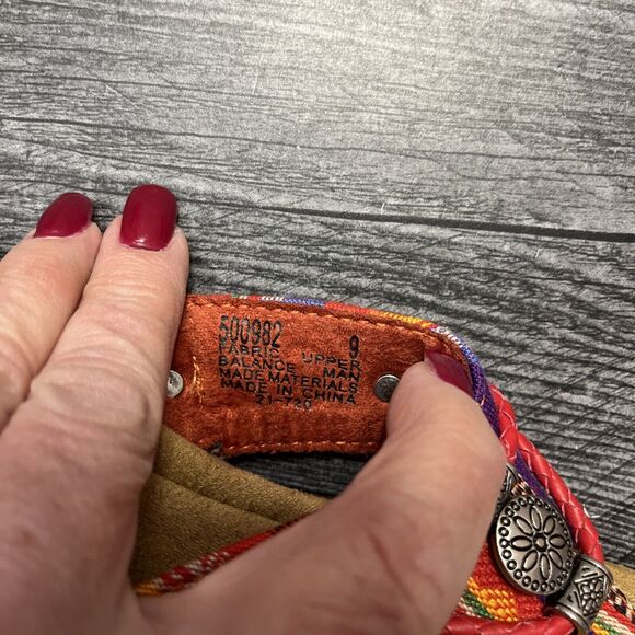 NEW MINNIE TONKA Flip Flop Sandals Sz 9 Women 500982 Aztec - Picture 7 of 7